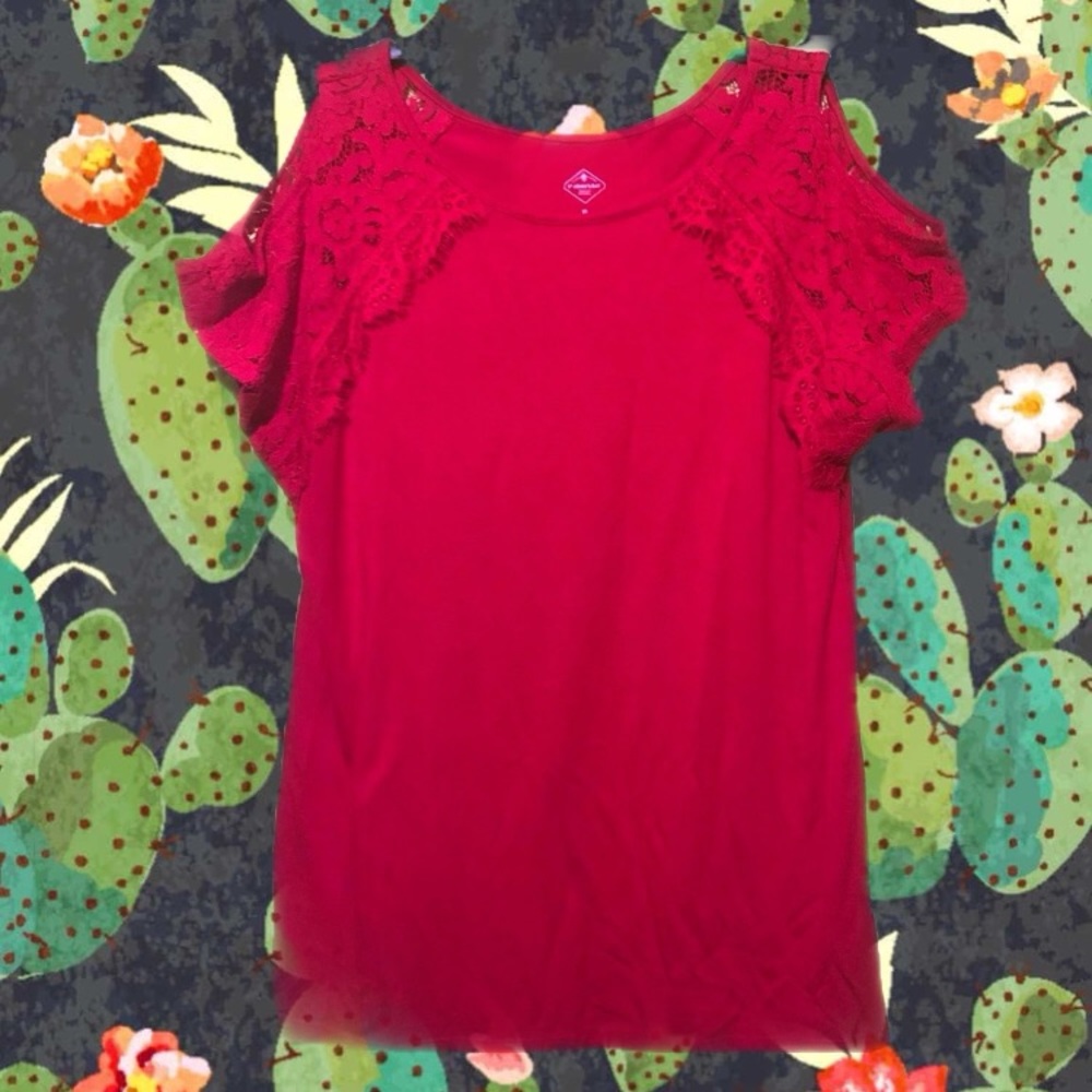 Lace Cold-Shoulder Top 😍❤️🥀